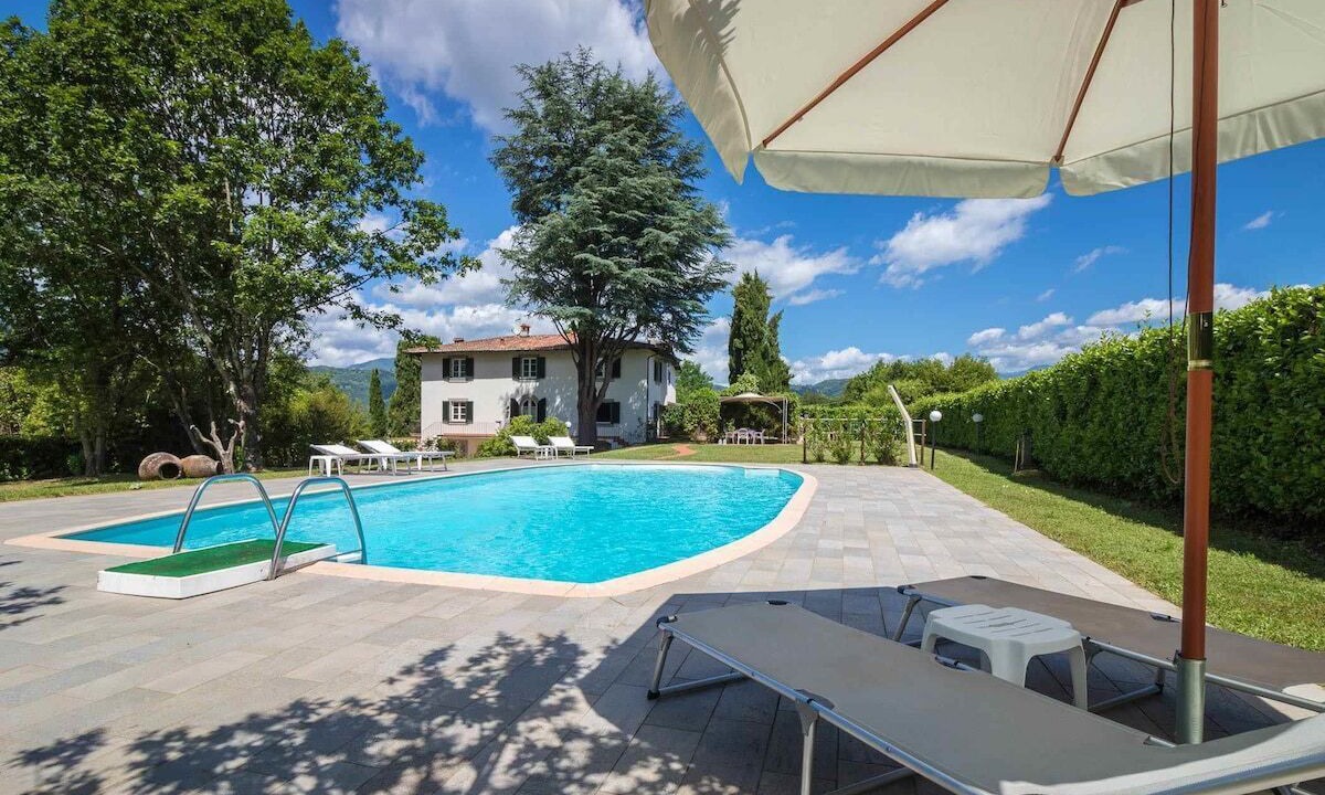 Photo of Outdoor in Mologno
