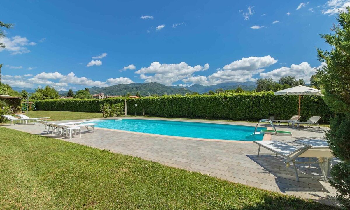 Photo of Outdoor in Mologno