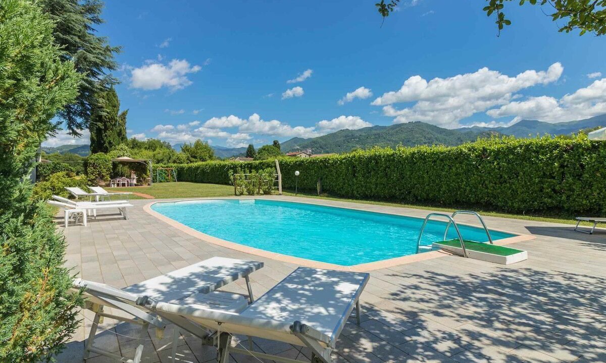 Photo of Outdoor in Mologno
