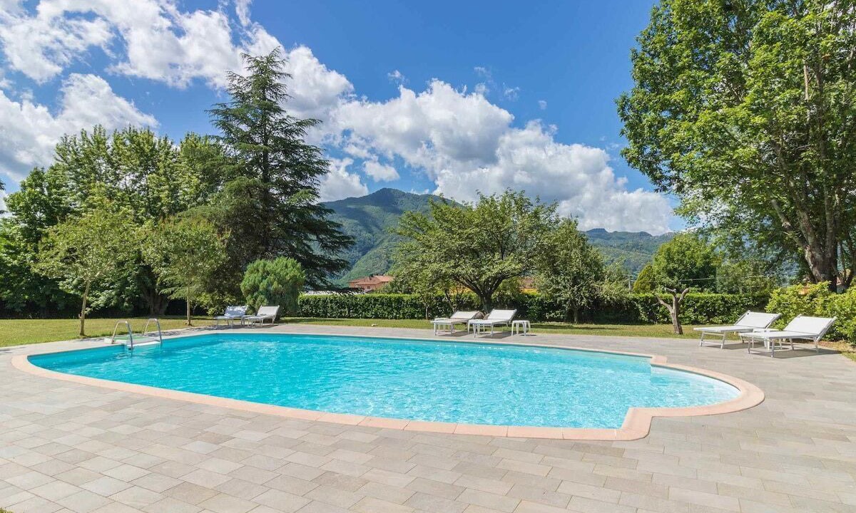 Photo of Outdoor in Mologno