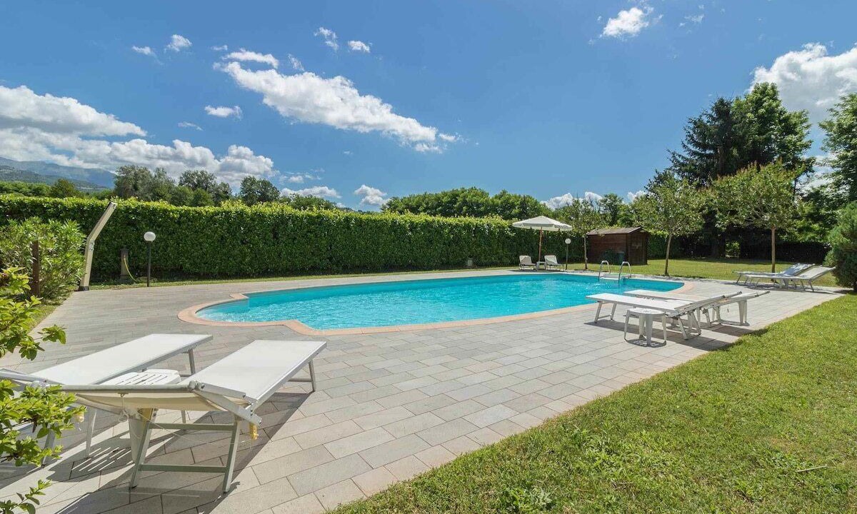 Photo of Outdoor in Mologno