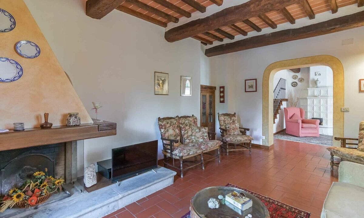 Photo of Livingroom in Mologno