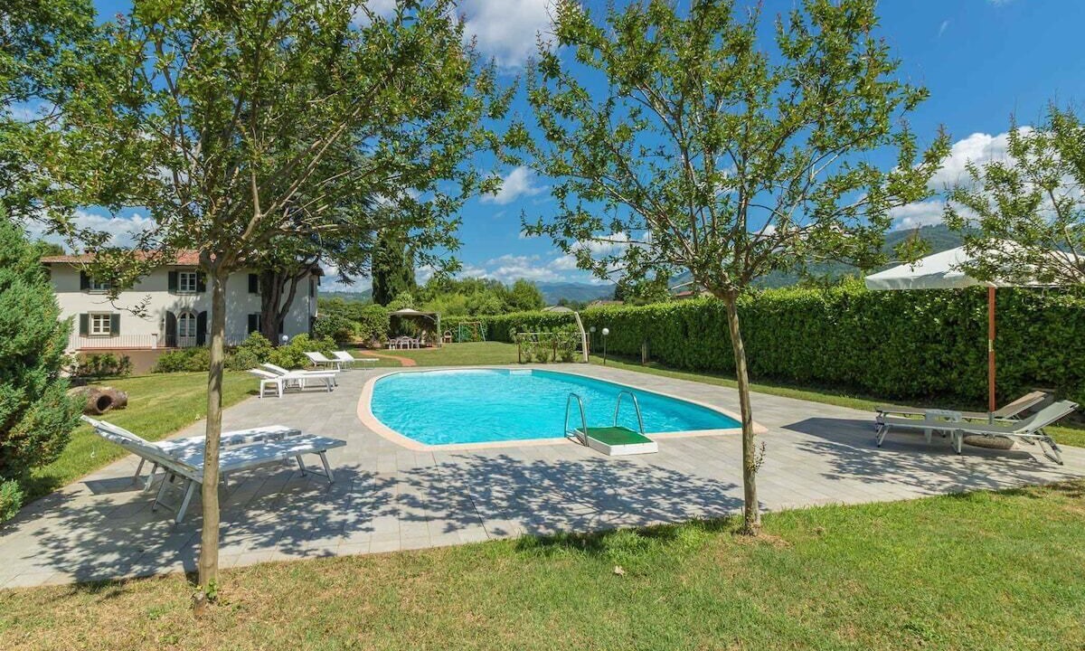 Photo of Outdoor in Mologno