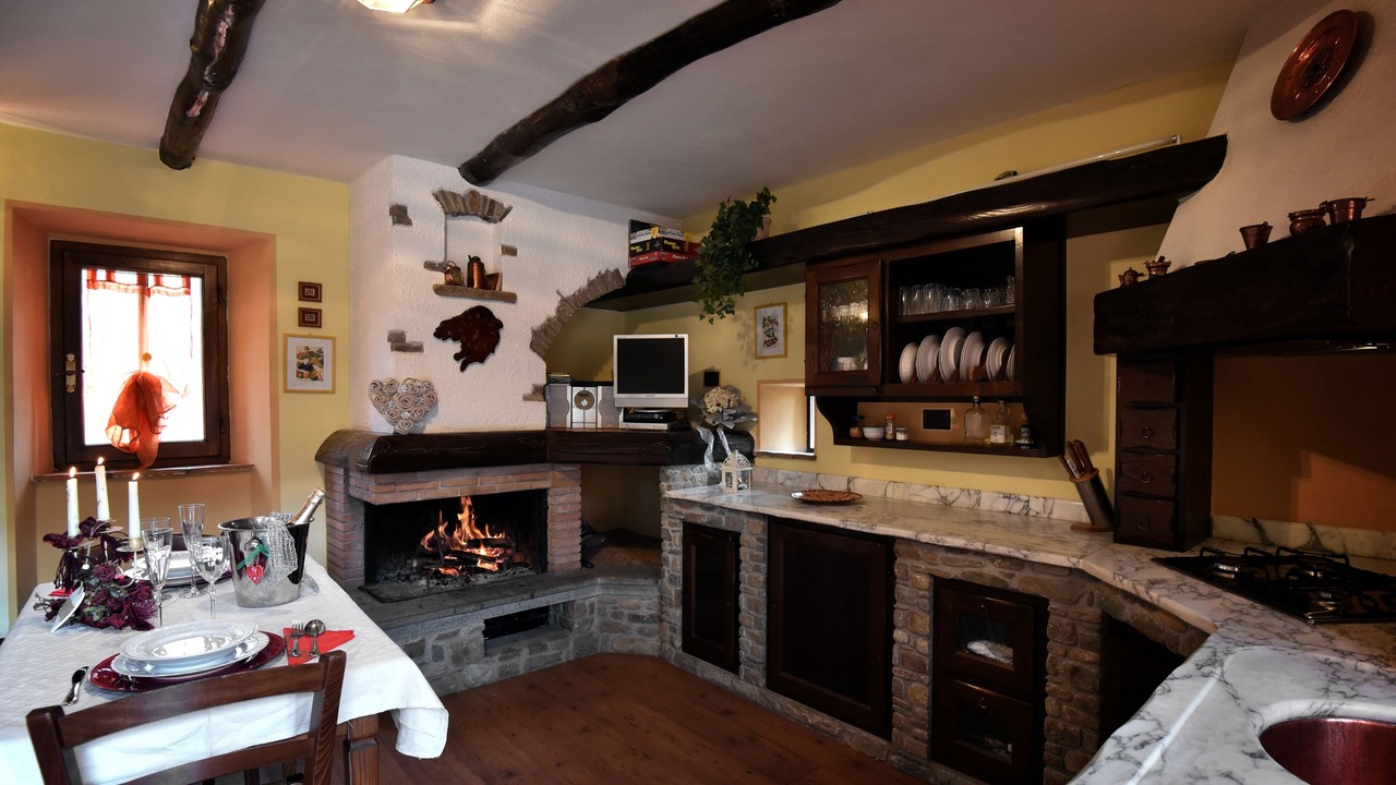 Photo of Kitchen in San Romano in Garfagnana