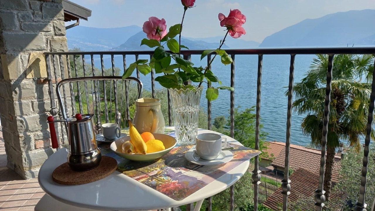 Photo of Patio Balcony in Marone