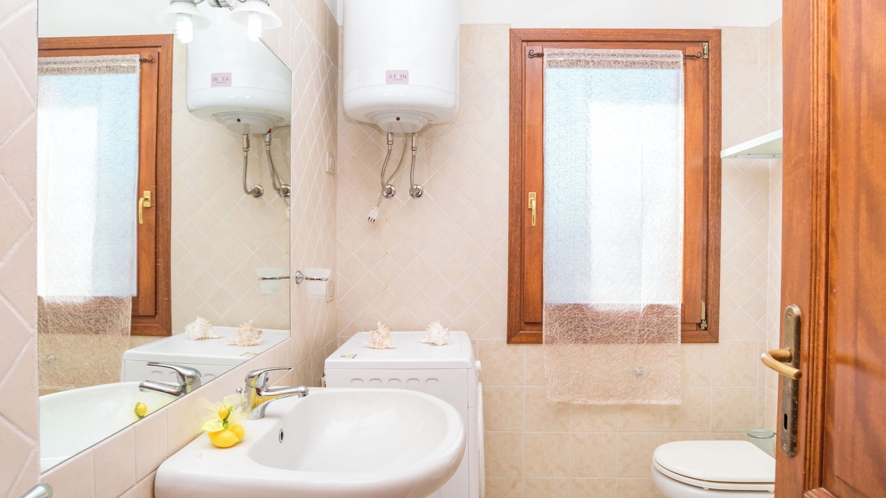 Photo of Bathroom in San Teodoro City Centre