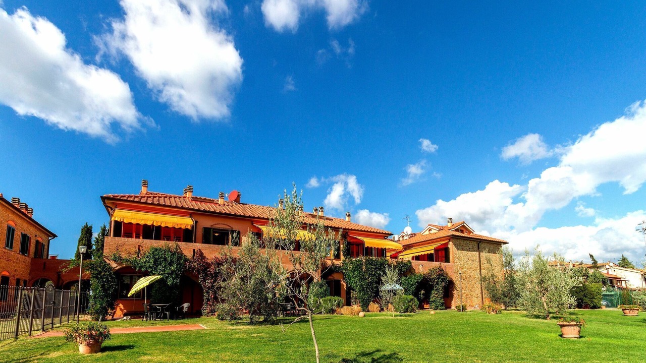Photo of Outdoor in Sughera