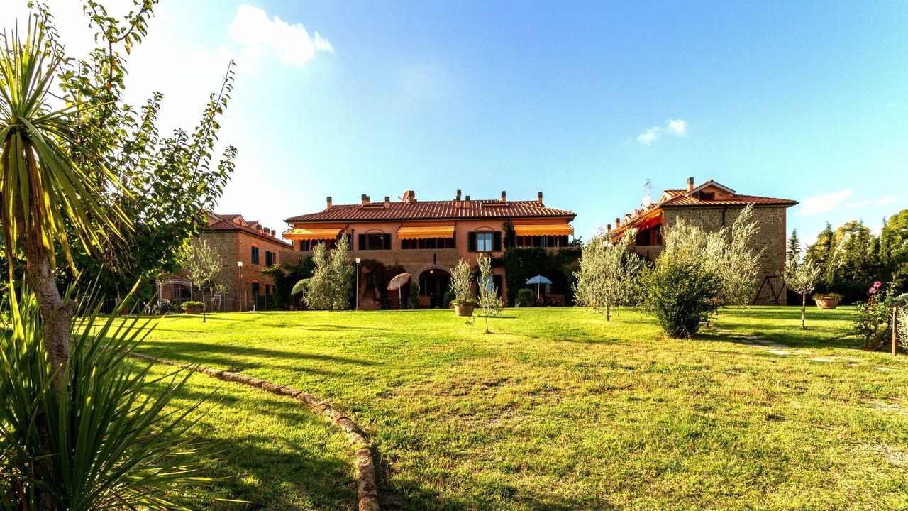 Photo of Outdoor in Sughera