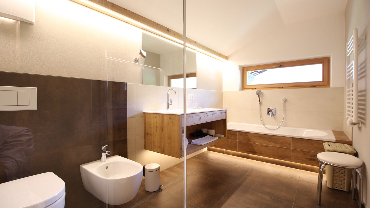 Photo of Bathroom in Lutago