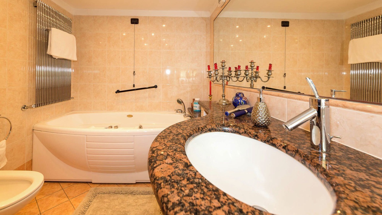 Photo of Bathroom in Castelveccana