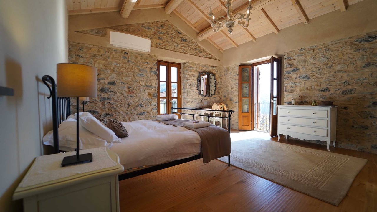 Photo of Bedroom in Licciana Nardi