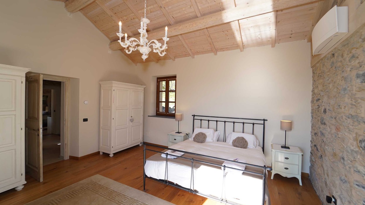 Photo of Bedroom in Licciana Nardi