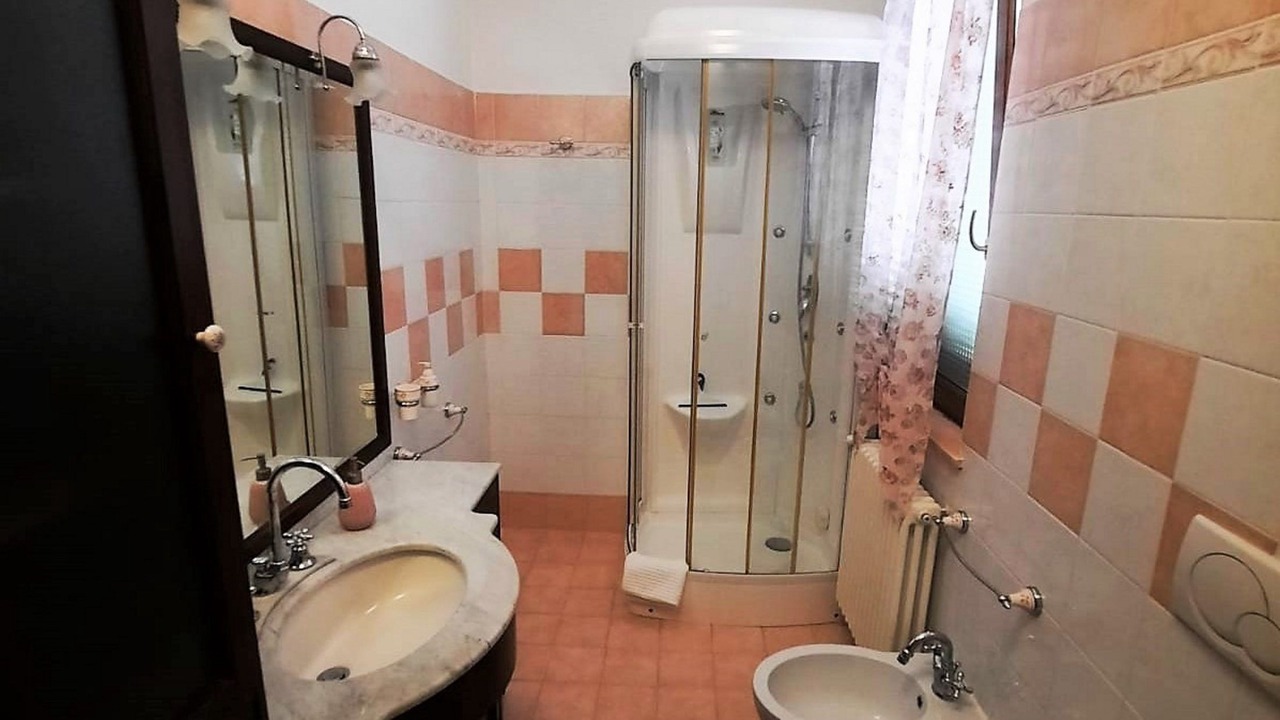 Photo of Bedroom in San Romano in Garfagnana
