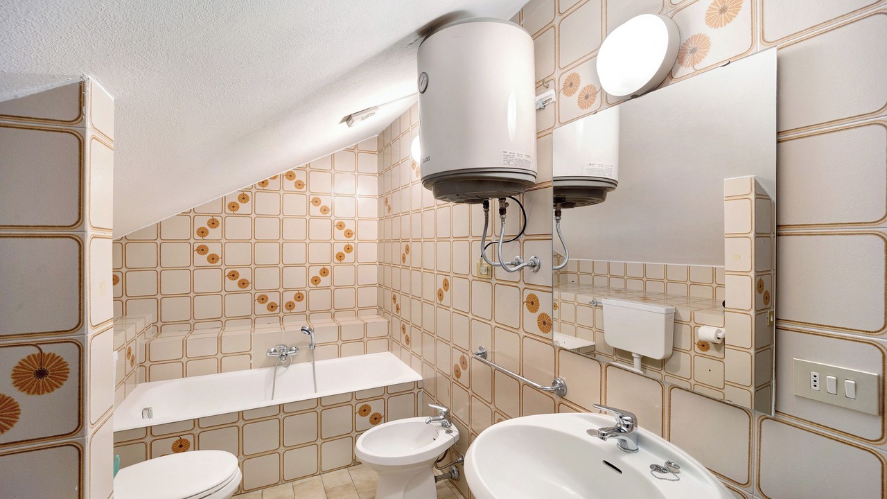 Photo of Bathroom in Loano