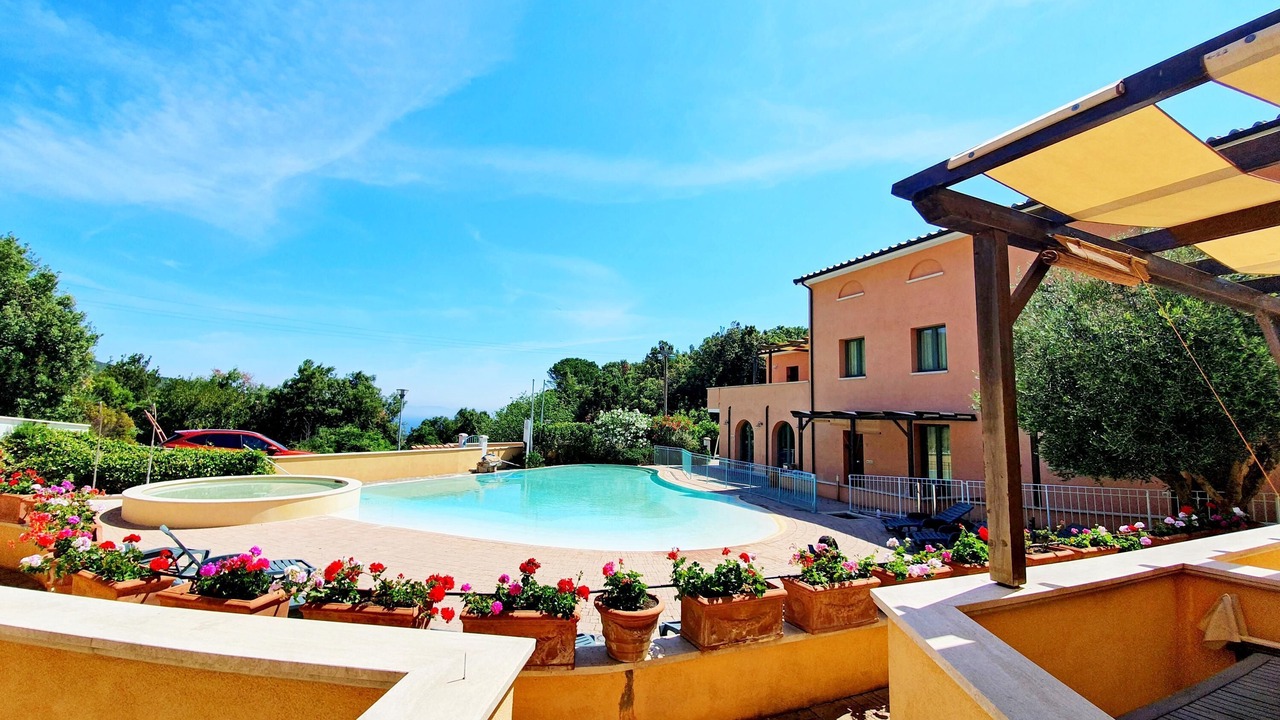 Photo of Outdoor in Cavo