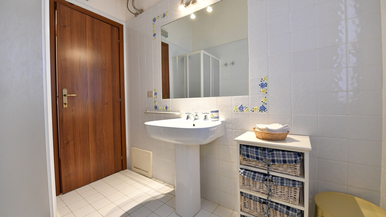 Photo of Bathroom in Funtana Meiga