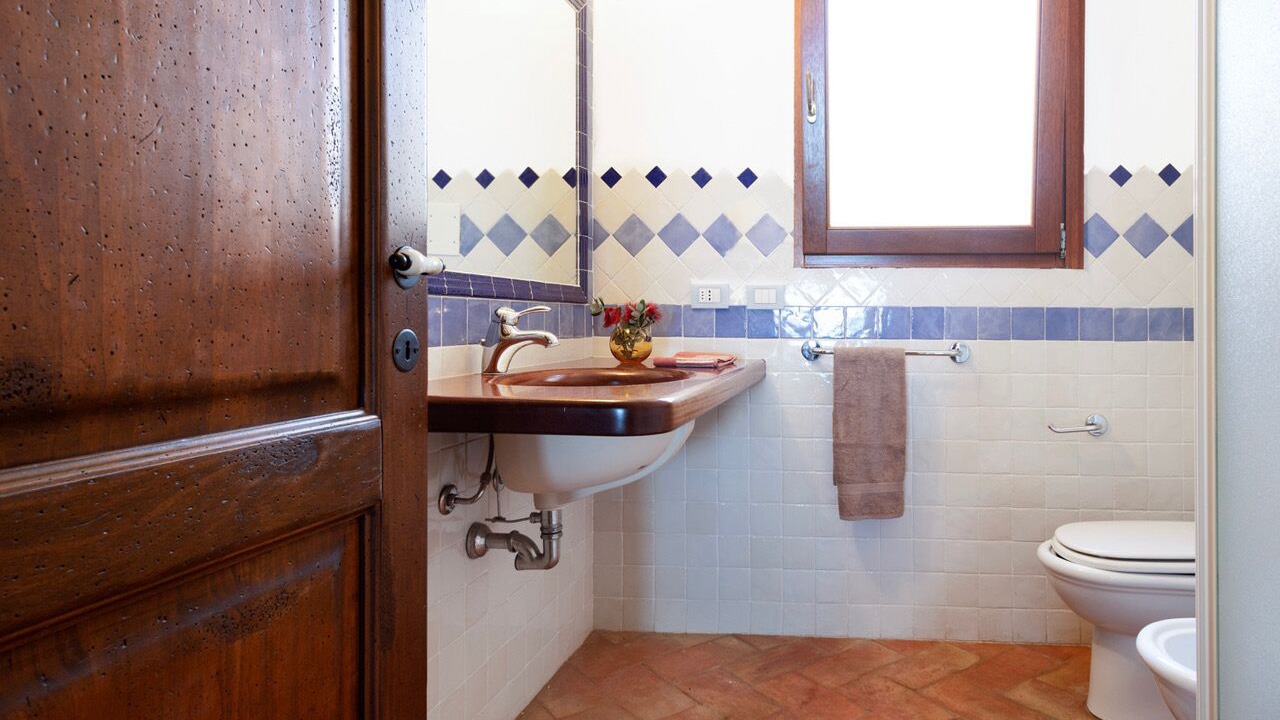 Photo of Bathroom in Luddui