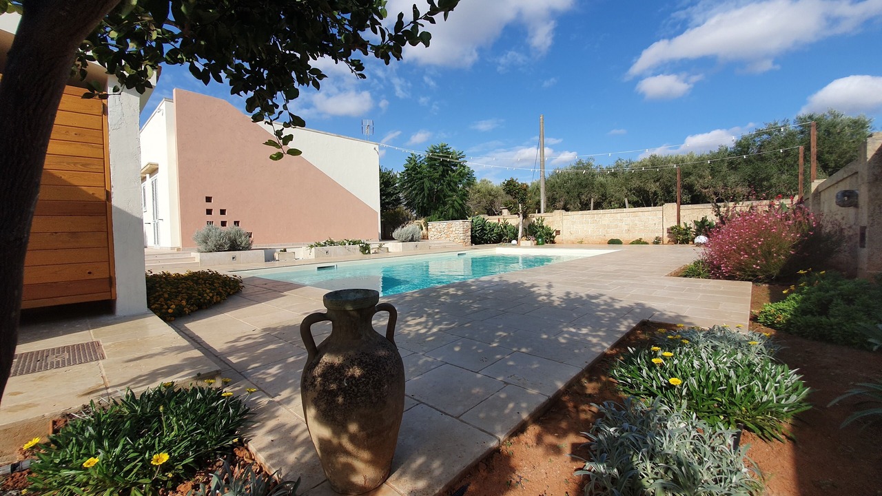 Photo of Outdoor in Matino