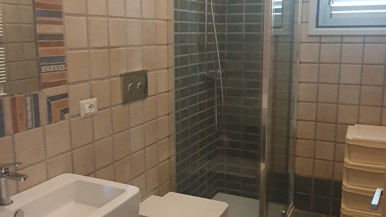 Photo of Bathroom in Matino