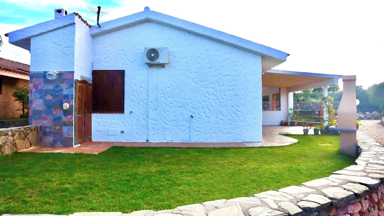 Photo of Outdoor in Agrustos