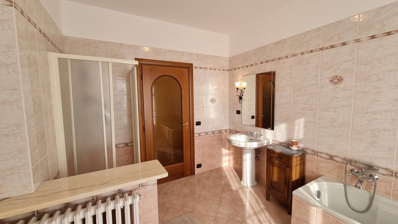 Photo of Bathroom in Mombercelli