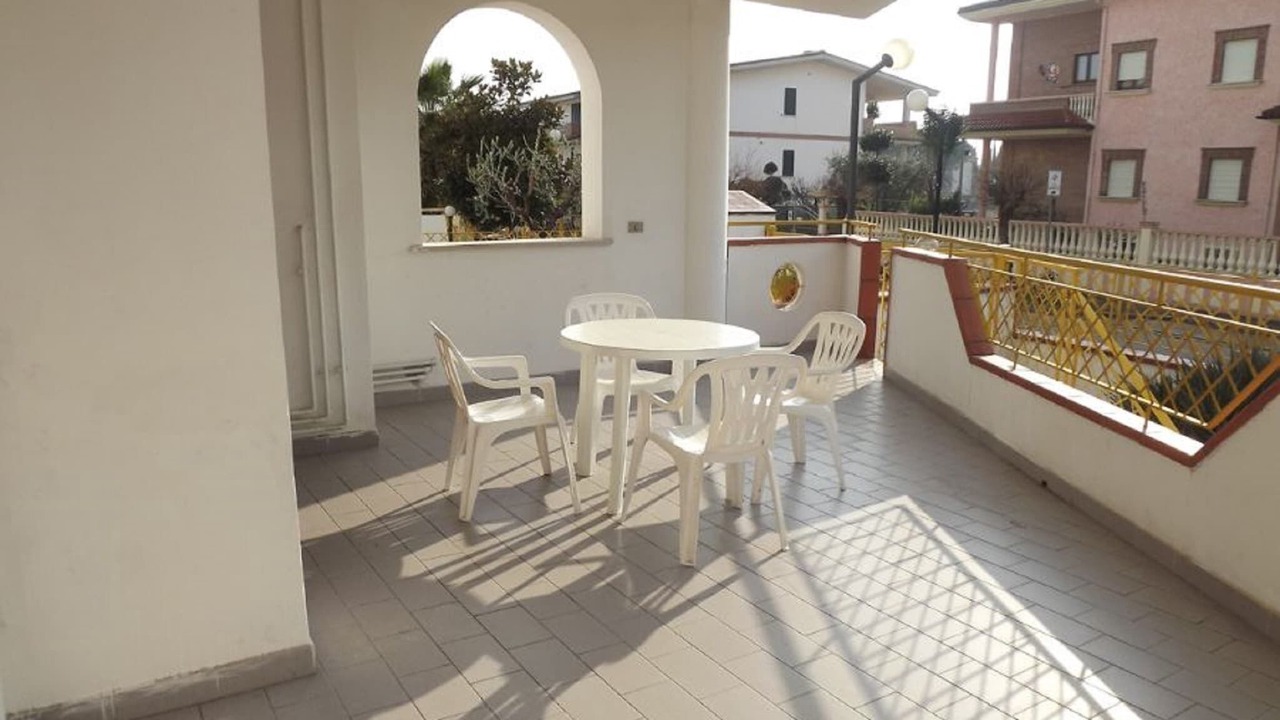 Photo of Patio Balcony in Villa Rosa