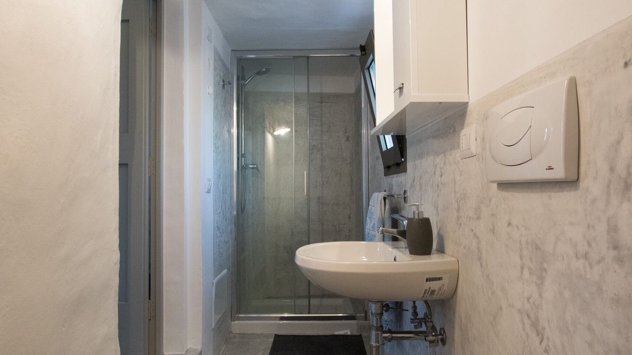 Photo of Bathroom in Matino