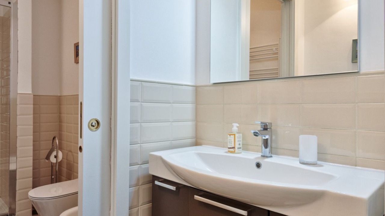 Photo of Bathroom in Historic Centre