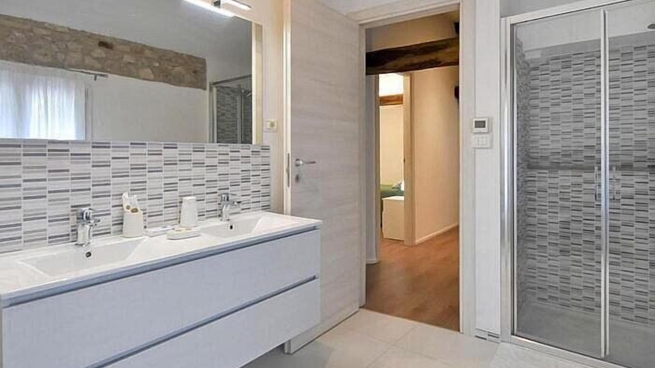 Photo of Bathroom in Miane