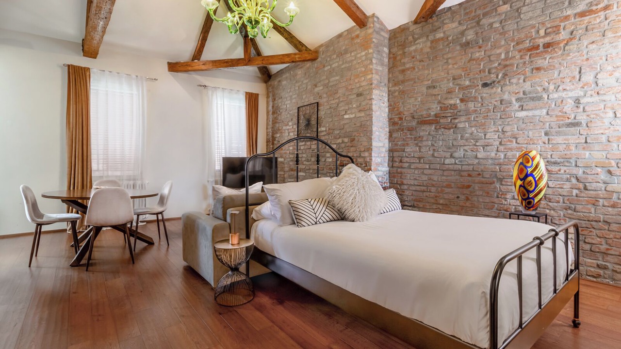 Photo of Bedroom in Longa