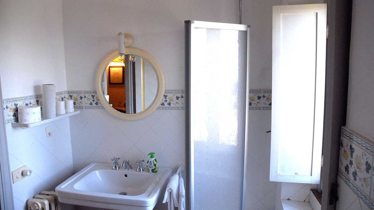 Photo of Bathroom in Montoro
