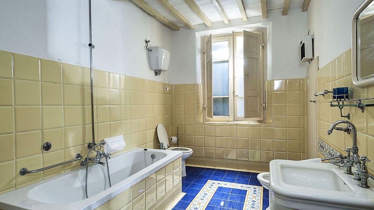 Photo of Bathroom in Montalcinello