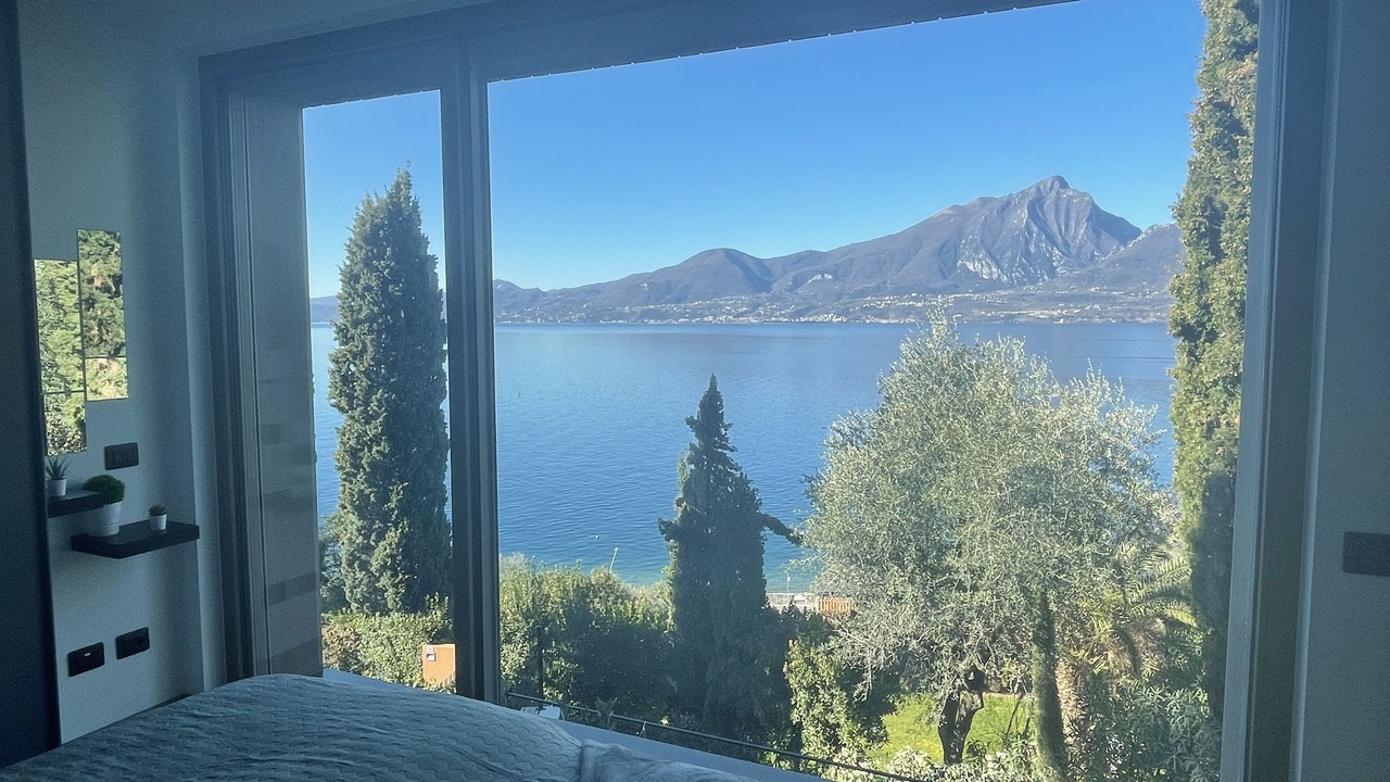Photo of Bedroom in Torri del Benaco