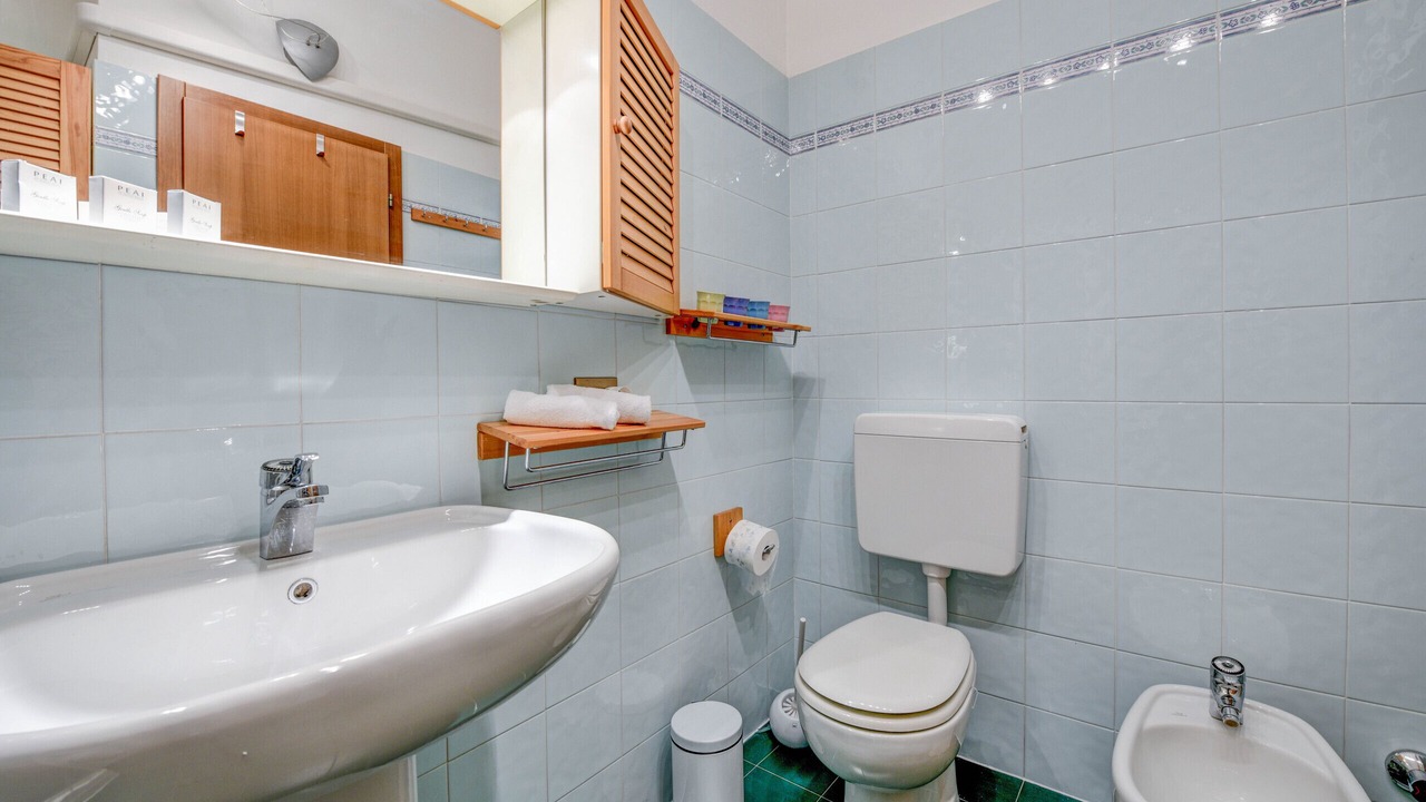 Photo of Bathroom in Assenza