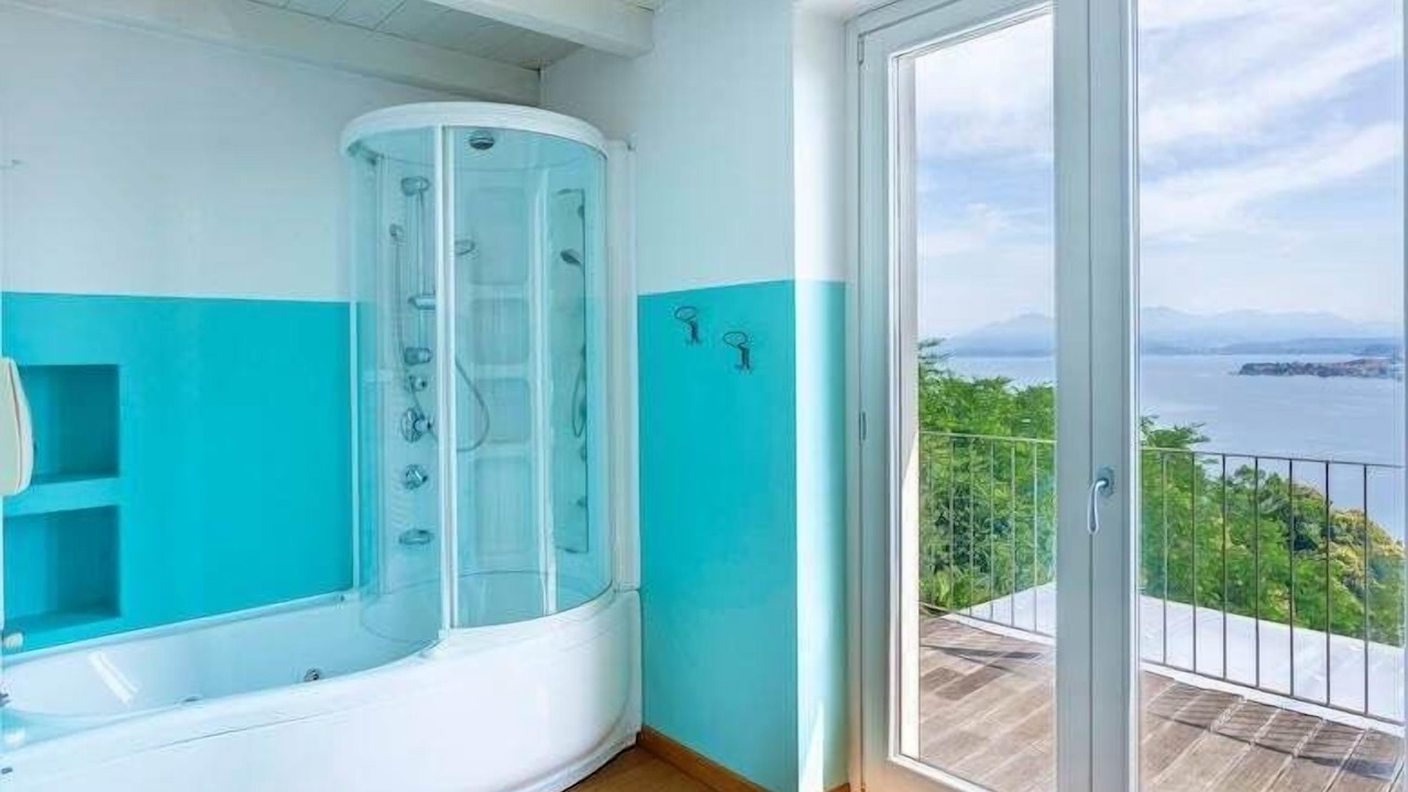 Photo of Bathroom in Arona