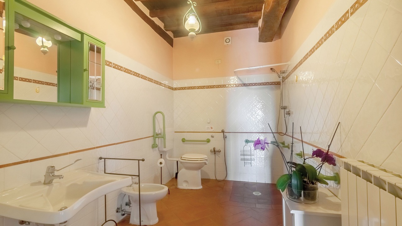 Photo of Bathroom in Dicomano