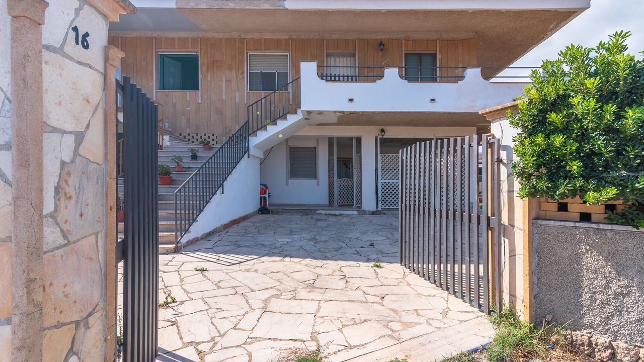 Photo of Outdoor in Gallina
