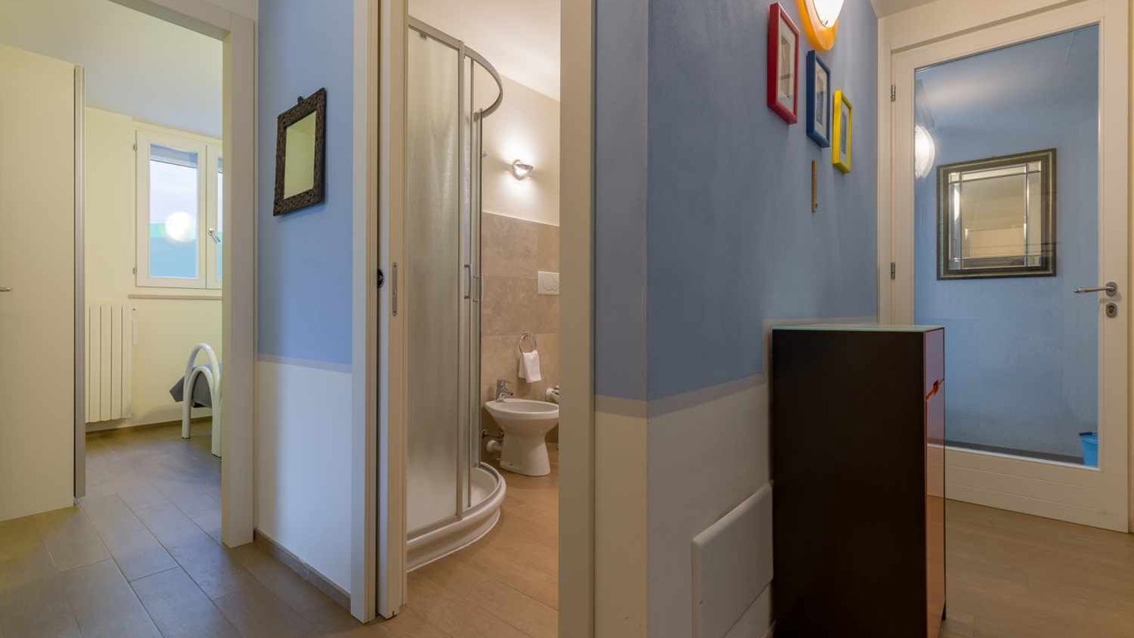 Photo of Bathroom in Torri del Benaco