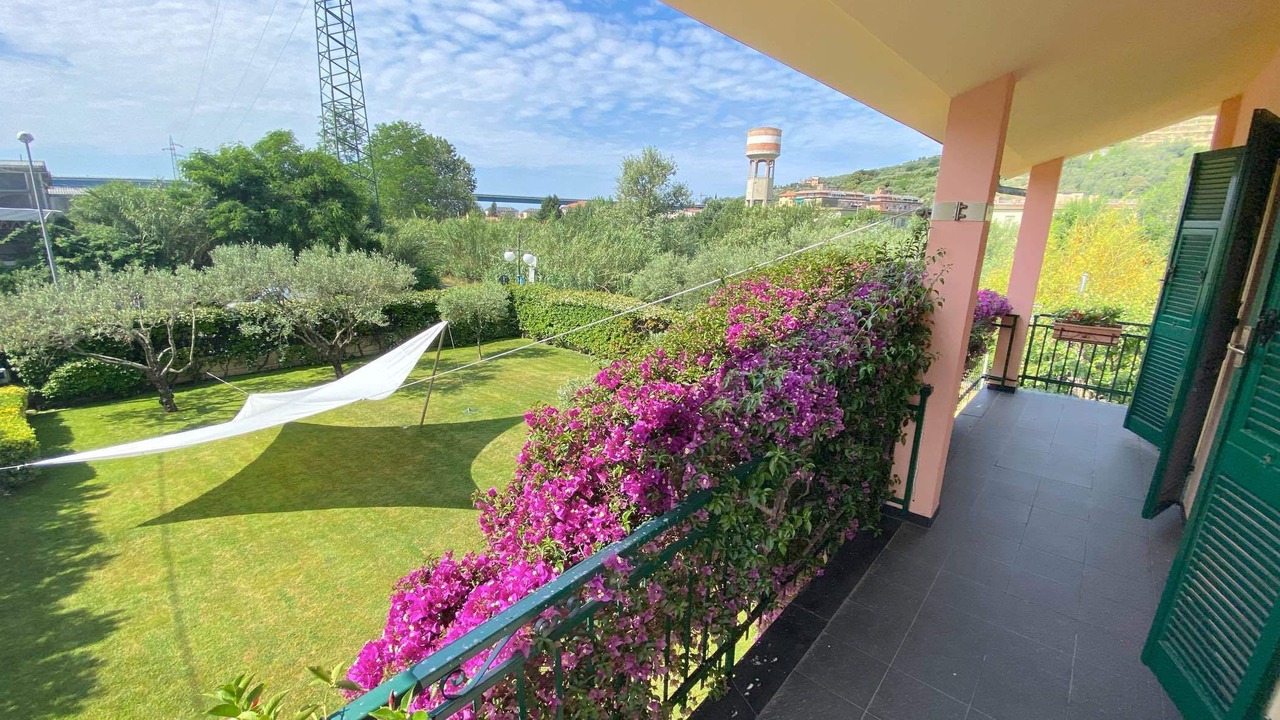 Photo of Outdoor in Rezza