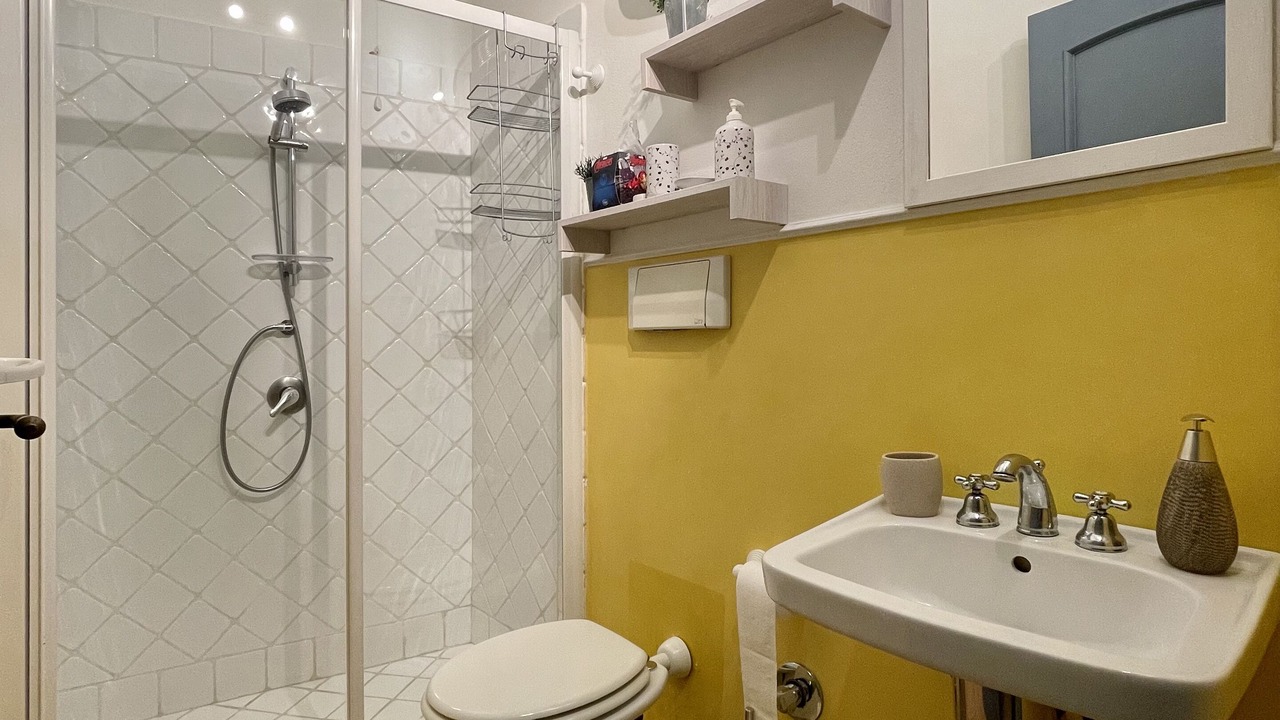 Photo of Bathroom in Bosa Historic Centre