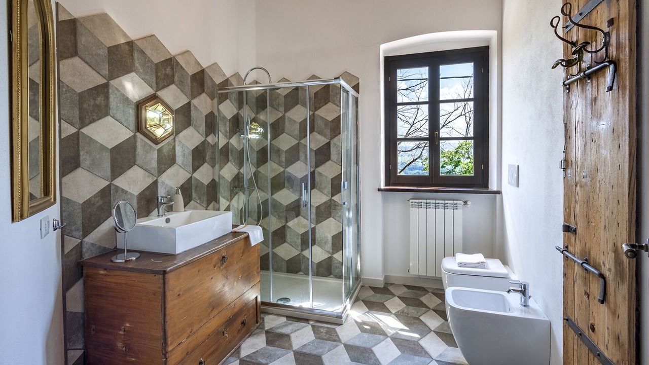 Photo of Bathroom in Montefelcino