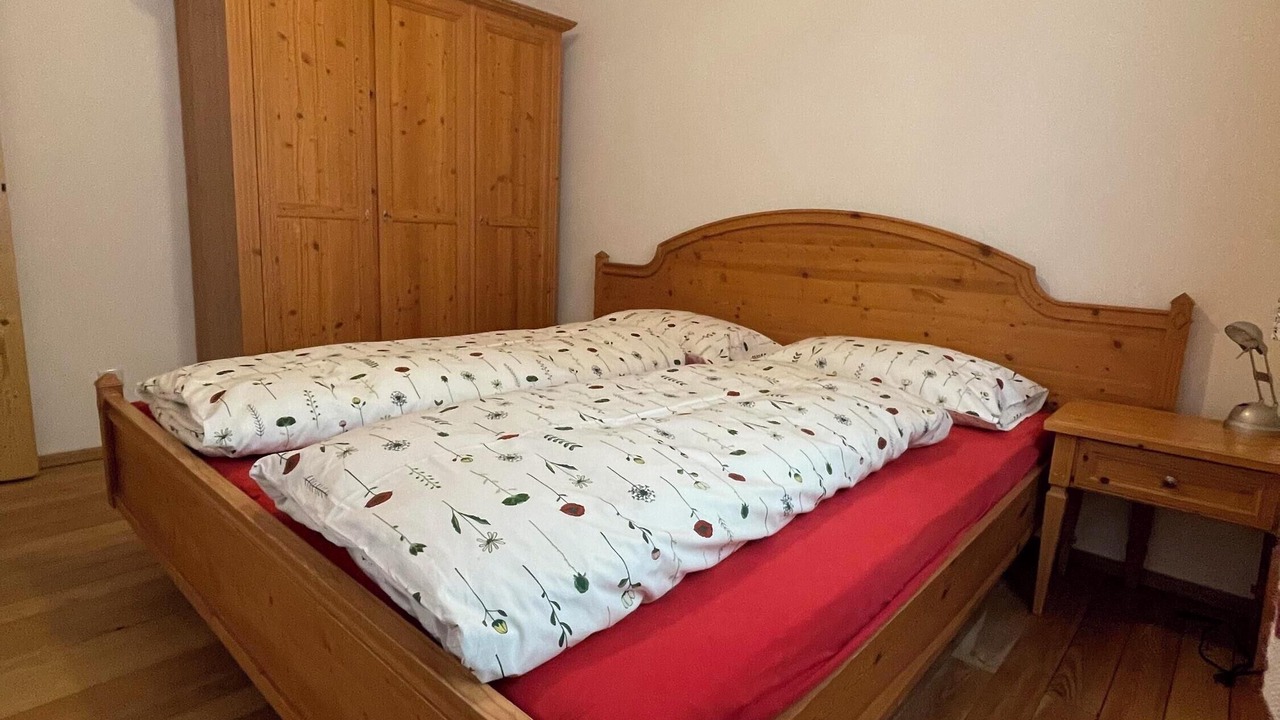 Photo of Bedroom in Mendel Pass