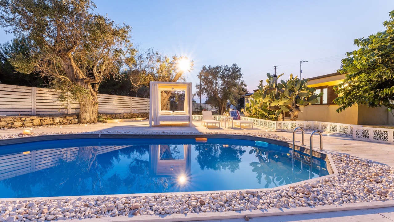 Photo of Outdoor in Matino