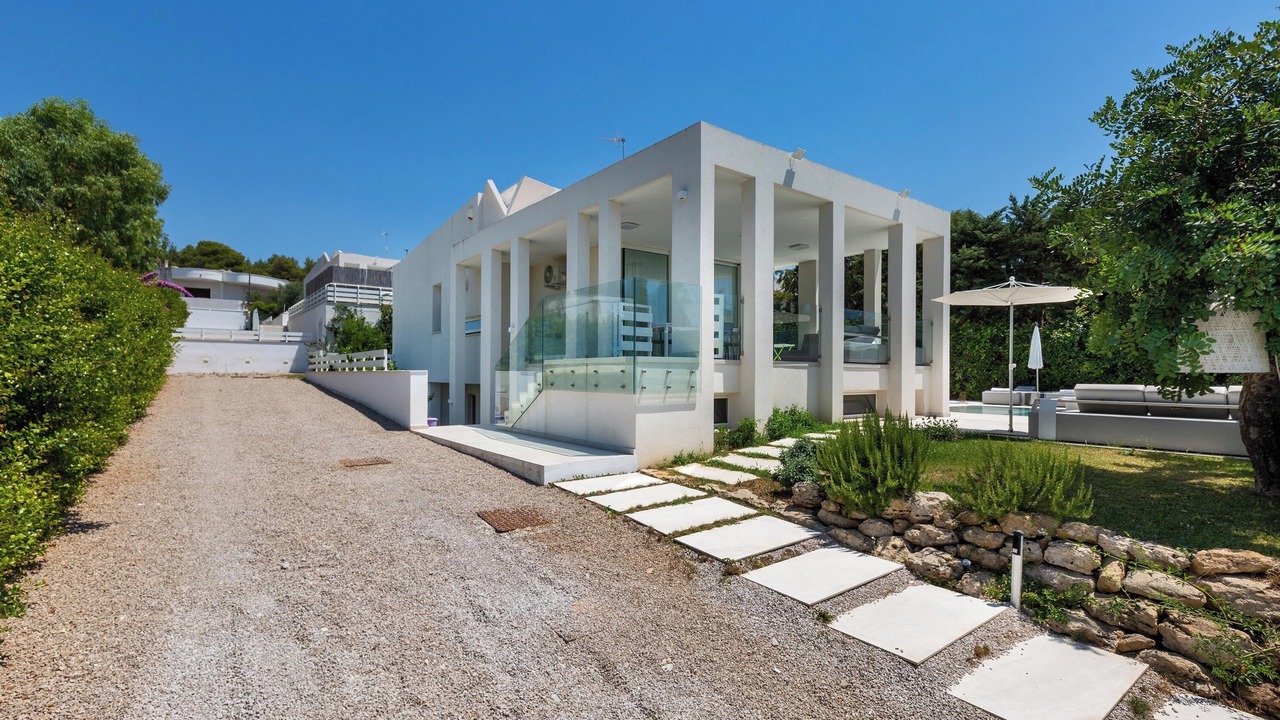 Photo of Outdoor in Matino