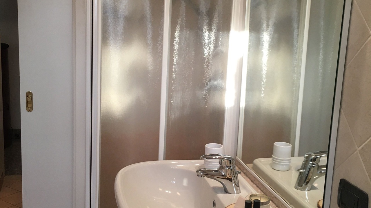 Photo of Bathroom in Villa Dalegno