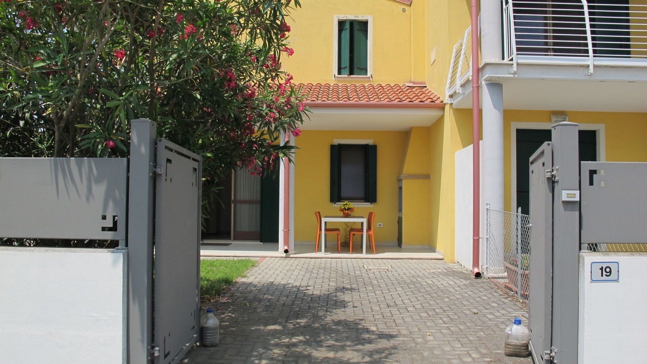 Photo of Patio Balcony in Lido di Volano