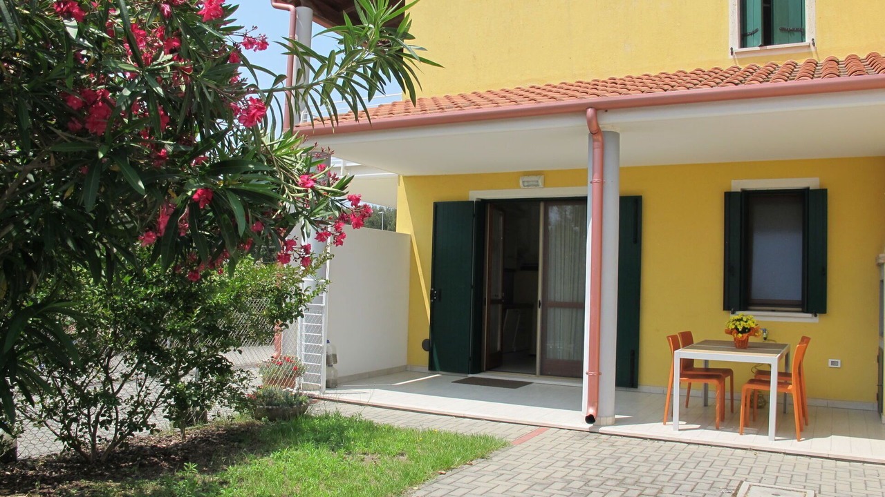 Photo of Patio Balcony in Lido di Volano