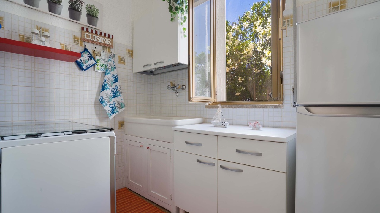 Photo of Kitchen in Punta Prosciutto