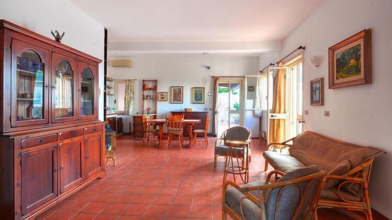 Photo of Livingroom in Syracuse