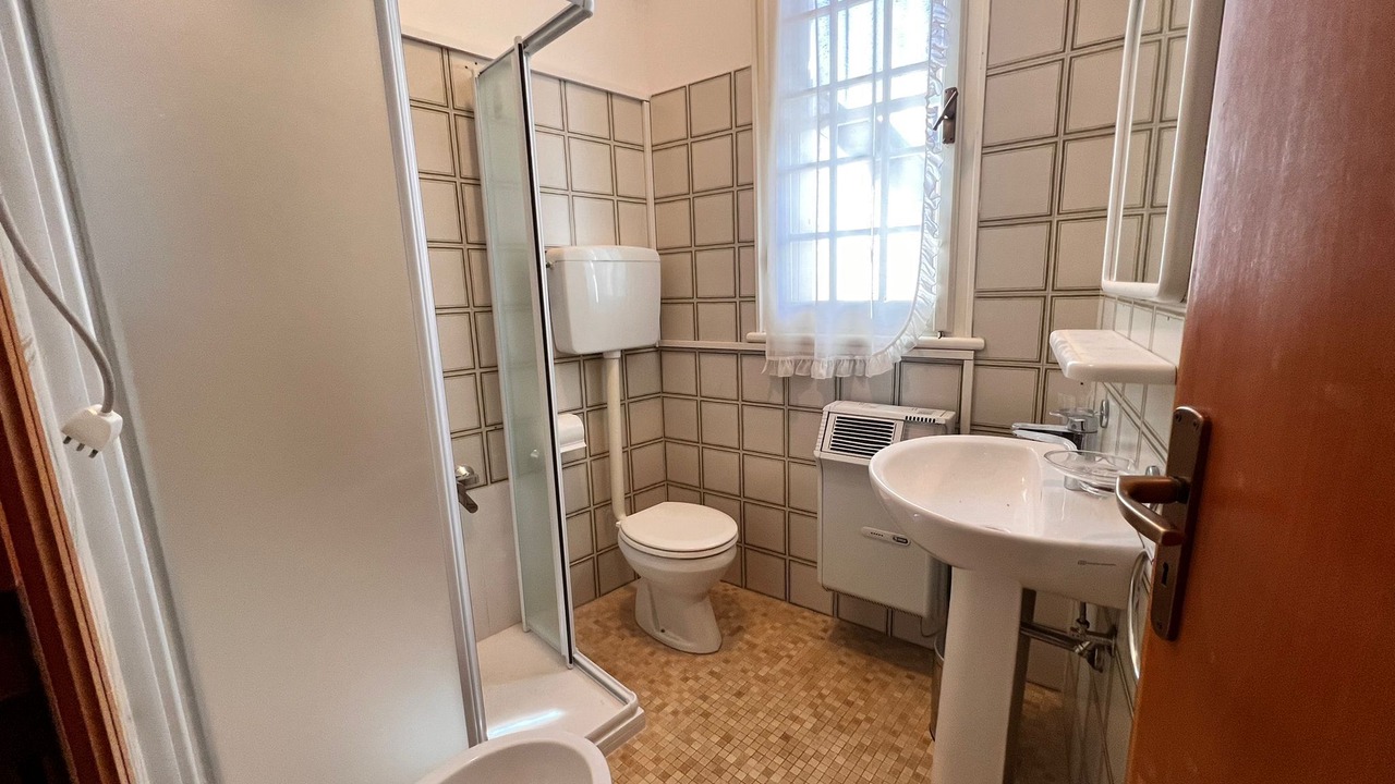 Photo of Bathroom in Lido delle Nazioni